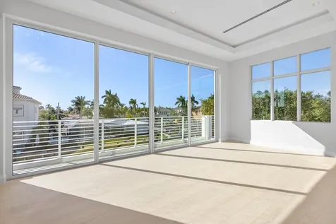 810 Ne 70th Street Boca Raton FL 33487