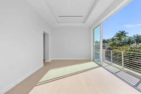 810 Ne 70th Street Boca Raton FL 33487