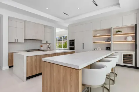 810 Ne 70th Street Boca Raton FL 33487