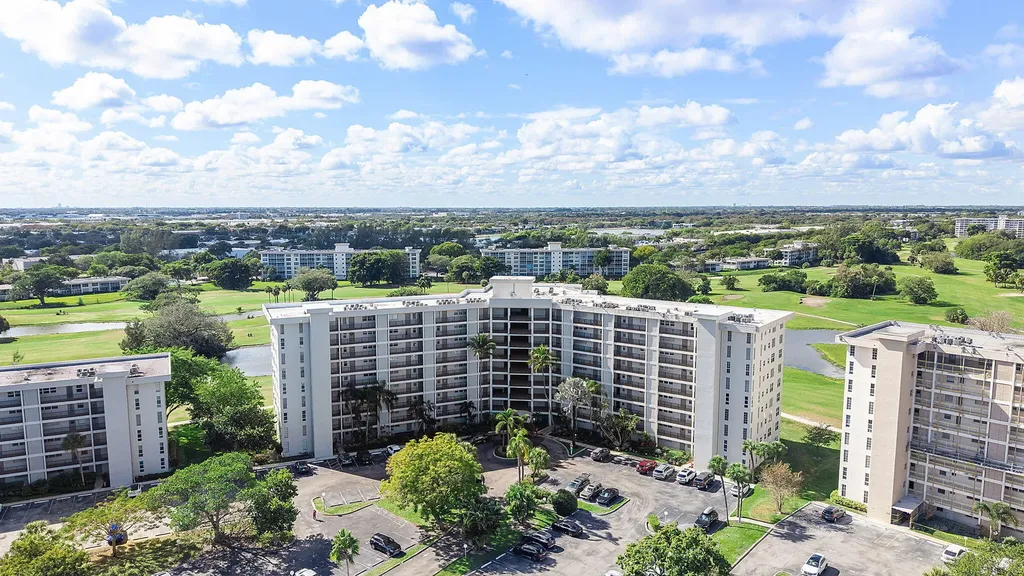 2681 S Course Drive Pompano Beach FL 33069