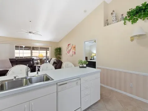 456 Nw Casanova Circle Port Saint Lucie FL 34986