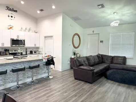 1086 W Leader Court LaBelle FL 33935