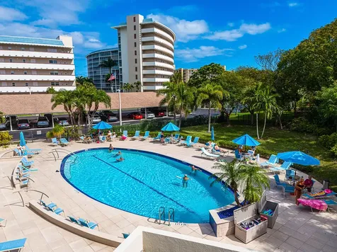 1537 E Hillsboro Boulevard Deerfield Beach FL 33441