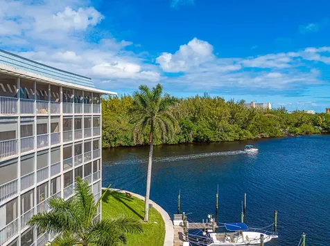 1537 E Hillsboro Boulevard Deerfield Beach FL 33441