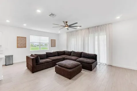 7609 NW Archerfield Drive Port Saint Lucie FL 34987