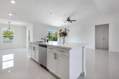 122 Sw Becker Road Port Saint Lucie FL 34953
