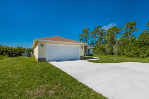 122 Sw Becker Road Port Saint Lucie FL 34953