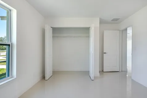 122 Sw Becker Road Port Saint Lucie FL 34953