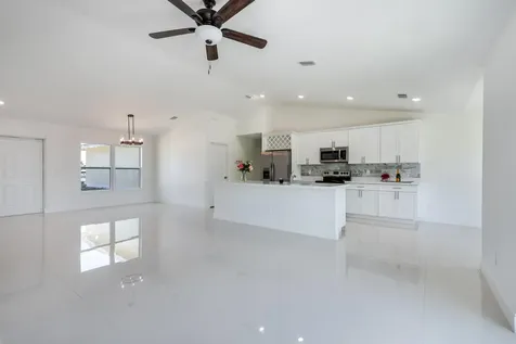 122 Sw Becker Road Port Saint Lucie FL 34953