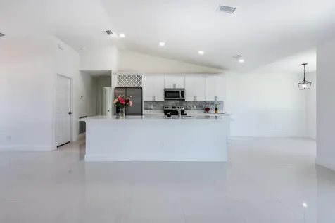 122 Sw Becker Road Port Saint Lucie FL 34953