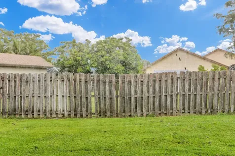 13737 Yarmouth Drive Wellington FL 33414