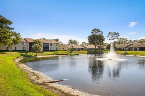 618 Sea Pine Way Greenacres FL 33415