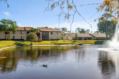 618 Sea Pine Way Greenacres FL 33415
