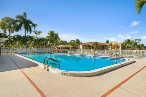 618 Sea Pine Way Greenacres FL 33415