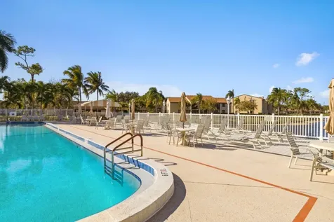 618 Sea Pine Way Greenacres FL 33415