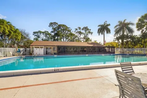 618 Sea Pine Way Greenacres FL 33415