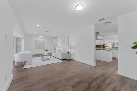5412 Arthur Street Hollywood FL 33021