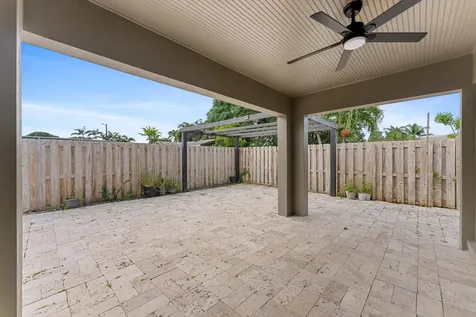 5412 Arthur Street Hollywood FL 33021