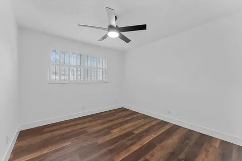 5412 Arthur Street Hollywood FL 33021
