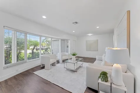 5412 Arthur Street Hollywood FL 33021