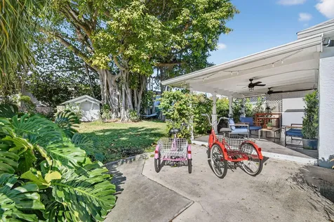 1511 S Palmway Lake Worth Beach FL 33460