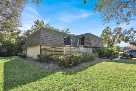 904 9th Terrace Palm Beach Gardens FL 33418