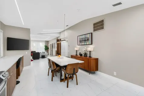 6766 Via Regina Boca Raton FL 33433