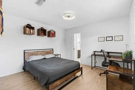 6766 Via Regina Boca Raton FL 33433