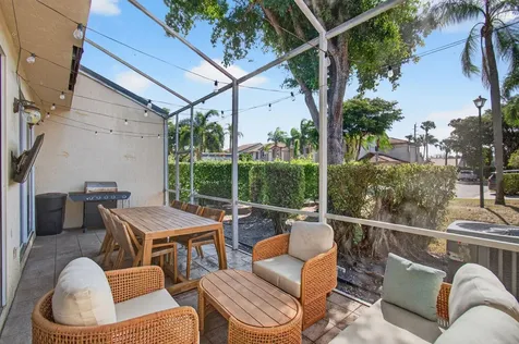 6766 Via Regina Boca Raton FL 33433