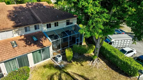 6766 Via Regina Boca Raton FL 33433