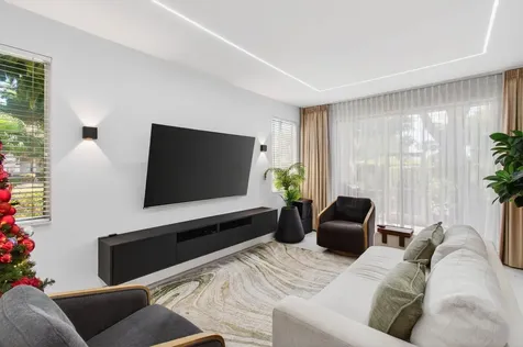 6766 Via Regina Boca Raton FL 33433