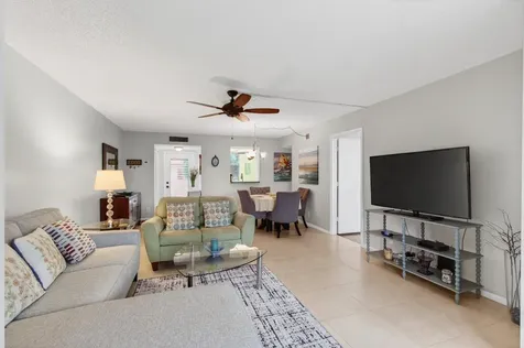 10 Willowbrook Delray Beach FL 33446