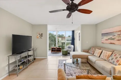 10 Willowbrook Delray Beach FL 33446