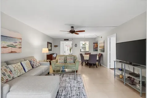 10 Willowbrook Delray Beach FL 33446
