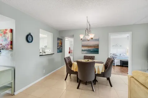 10 Willowbrook Delray Beach FL 33446