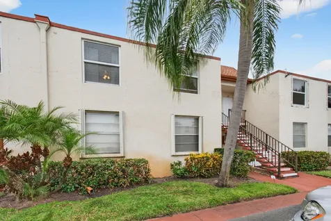 10 Willowbrook Delray Beach FL 33446