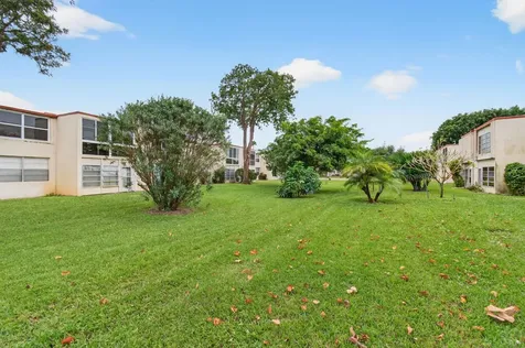 10 Willowbrook Delray Beach FL 33446