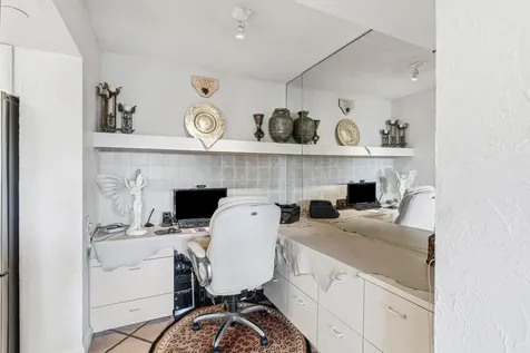 100 Se 5th Avenue Boca Raton FL 33432