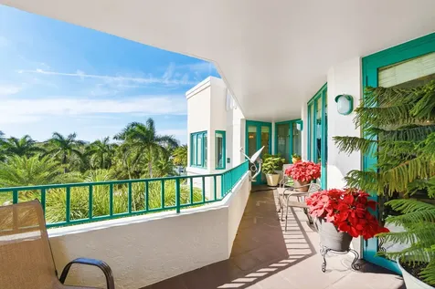 100 Se 5th Avenue Boca Raton FL 33432