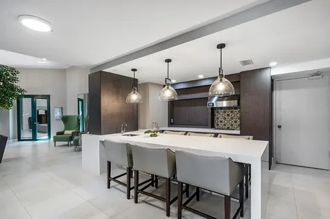 100 Se 5th Avenue Boca Raton FL 33432