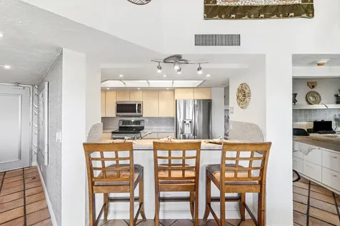 100 Se 5th Avenue Boca Raton FL 33432