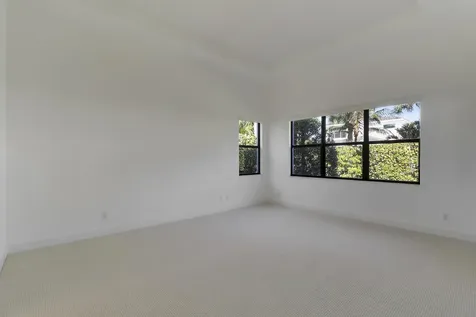 5619 Delacroix Terrace Palm Beach Gardens FL 33418