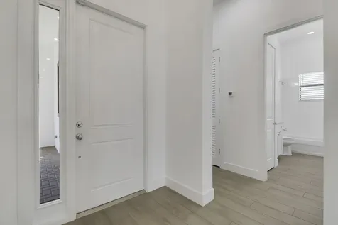 5619 Delacroix Terrace Palm Beach Gardens FL 33418
