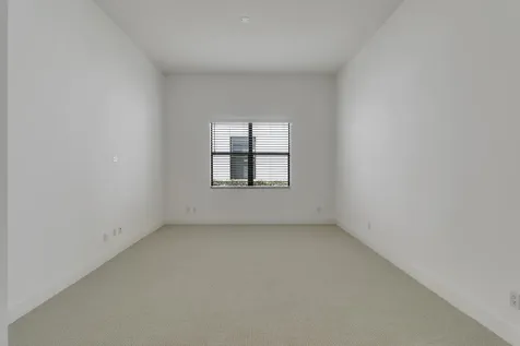 5619 Delacroix Terrace Palm Beach Gardens FL 33418
