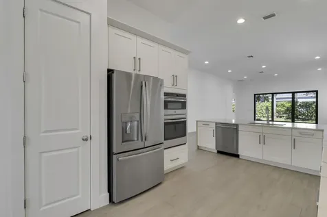 5619 Delacroix Terrace Palm Beach Gardens FL 33418