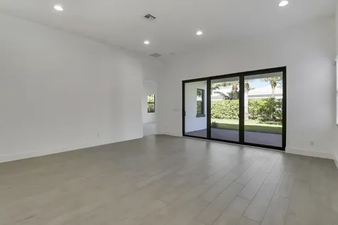 5619 Delacroix Terrace Palm Beach Gardens FL 33418