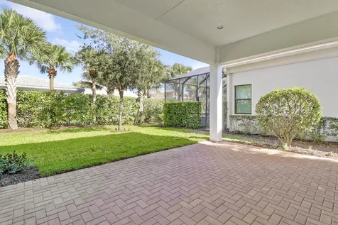 5619 Delacroix Terrace Palm Beach Gardens FL 33418