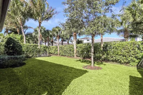5619 Delacroix Terrace Palm Beach Gardens FL 33418