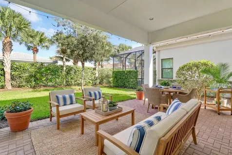 5619 Delacroix Terrace Palm Beach Gardens FL 33418