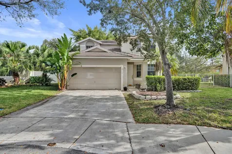 2389 Nw 162nd Terrace Pembroke Pines FL 33028